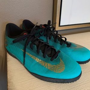 Men’s Nike Mercurial Vapor Shoes size 10.5
